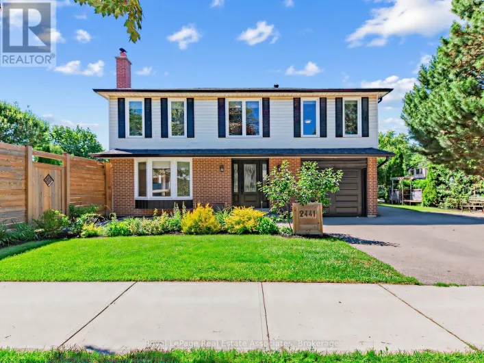2441 WINTHROP CRESCENT, Mississauga