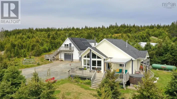 2446 Cape Gegogan Road, Goldenville