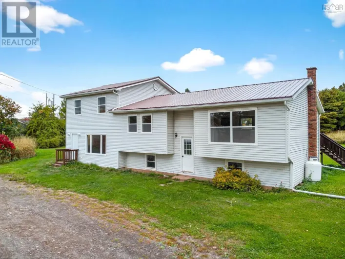 2447 Highway 376, Lyons Brook