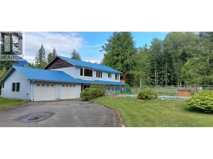2448 MACKENZIE HIGHWAY, Bella Coola