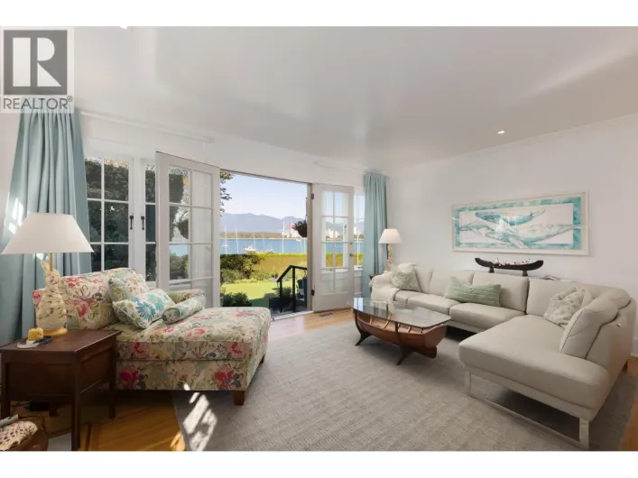 2449 POINT GREY ROAD, Vancouver