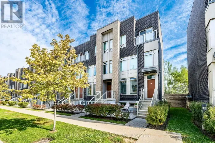 245 - 19 APPLEWOOD LANE, Toronto