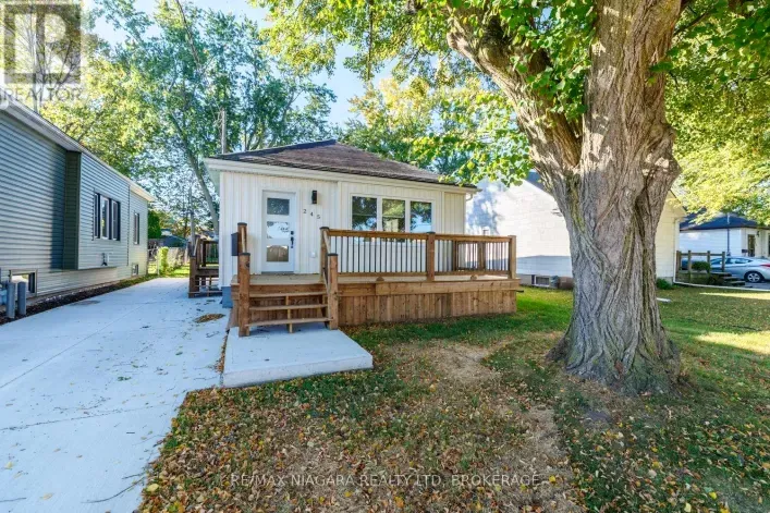 245 BOWEN ROAD, Fort Erie