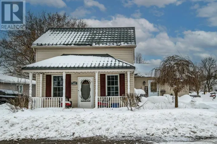 245 JOHN ROSA STREET E, North Perth