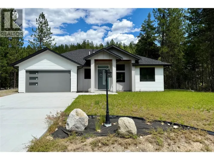 245 Prospect Drive, Grand Forks