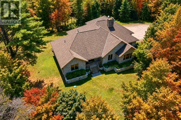 2452 DOE LAKE ROAD, Gravenhurst