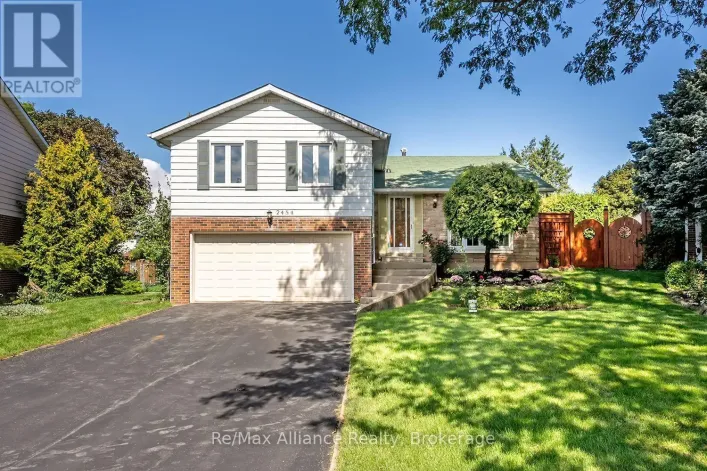 House for sale: 2454 WOKING CRESCENT, Mississauga
