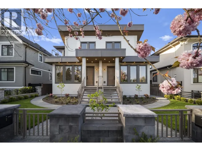 2455 W 10TH AVENUE, Vancouver