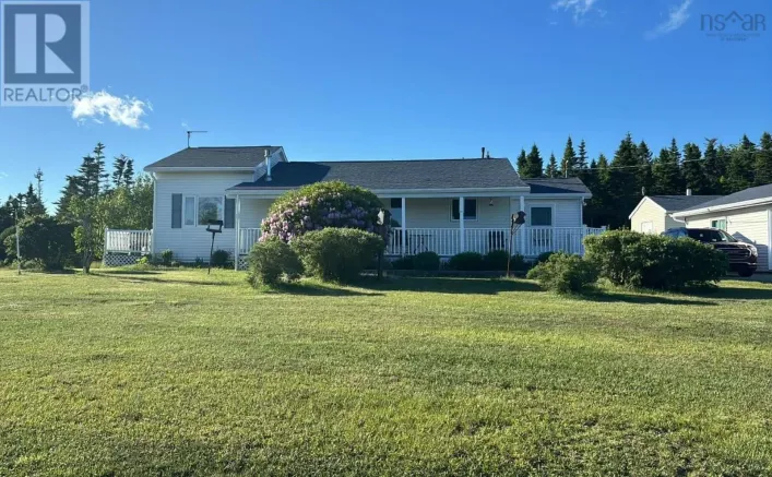 24585 Highway 7, Beaver Harbour