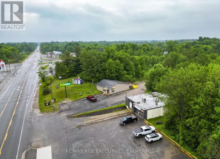 24585B ON-7 HIGHWAY, Frontenac