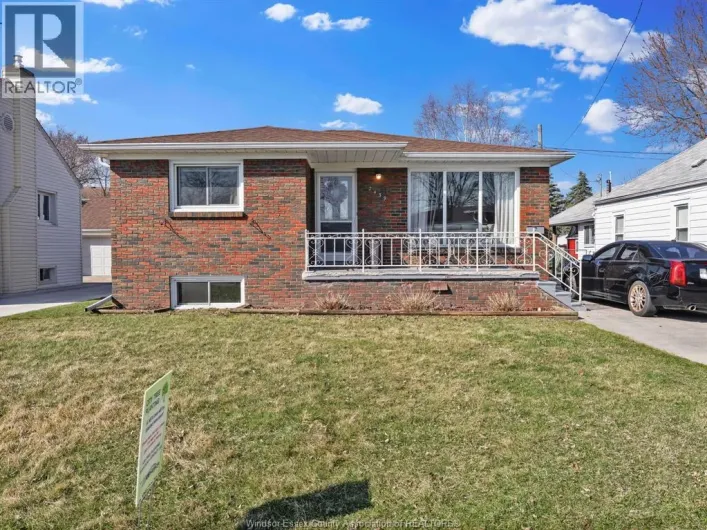 2459 FRANCOIS ROAD, Windsor