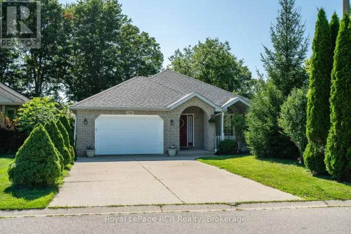 246 16TH AVENUE CRESCENT, Hanover