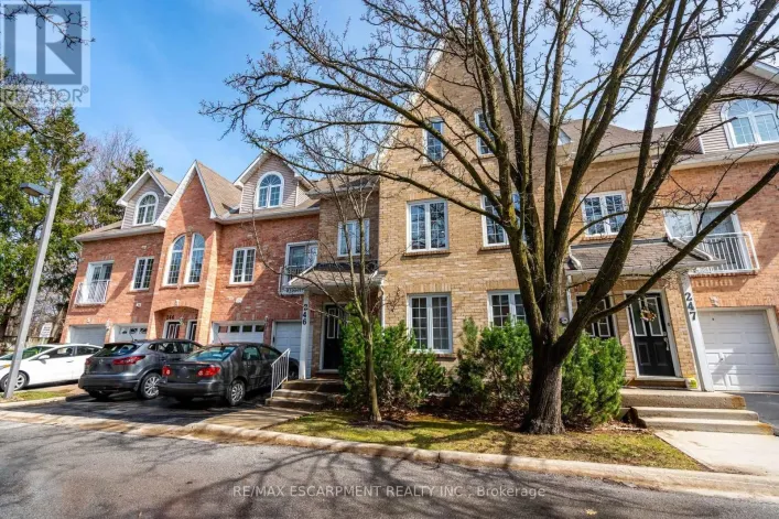 246 - 2075 WALKERS LINE W, Burlington