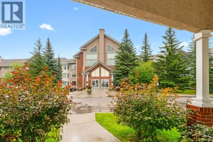 246, 6868 Sierra Morena Boulevard SW, Calgary