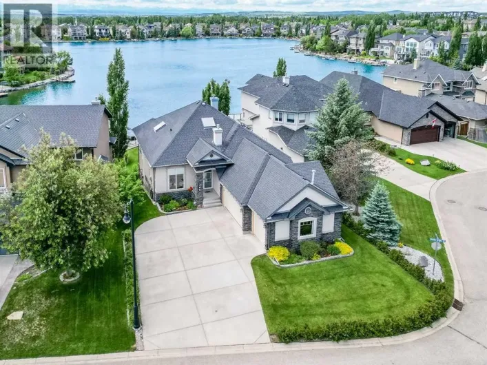 246 Crystal Shores Drive, Okotoks