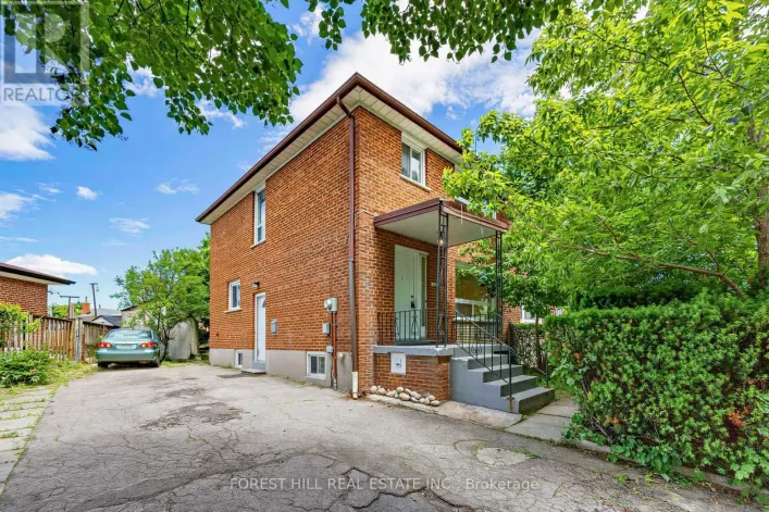 246 GRANDRAVINE DRIVE, Toronto