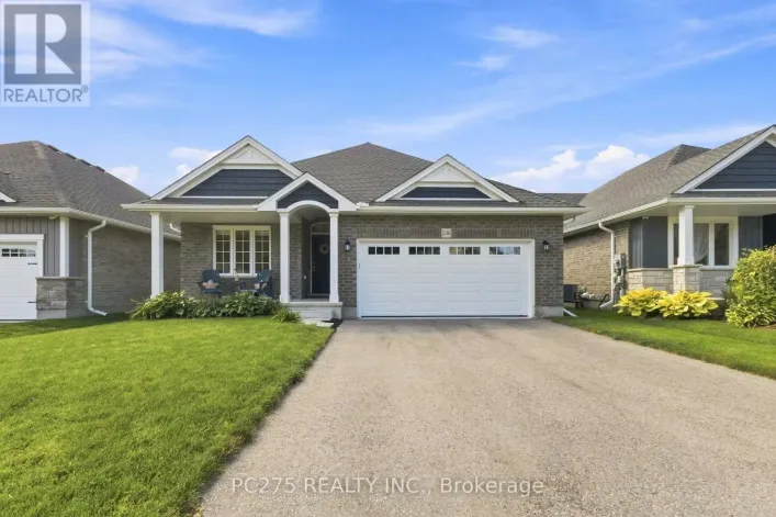 246 HILL STREET, Central Elgin