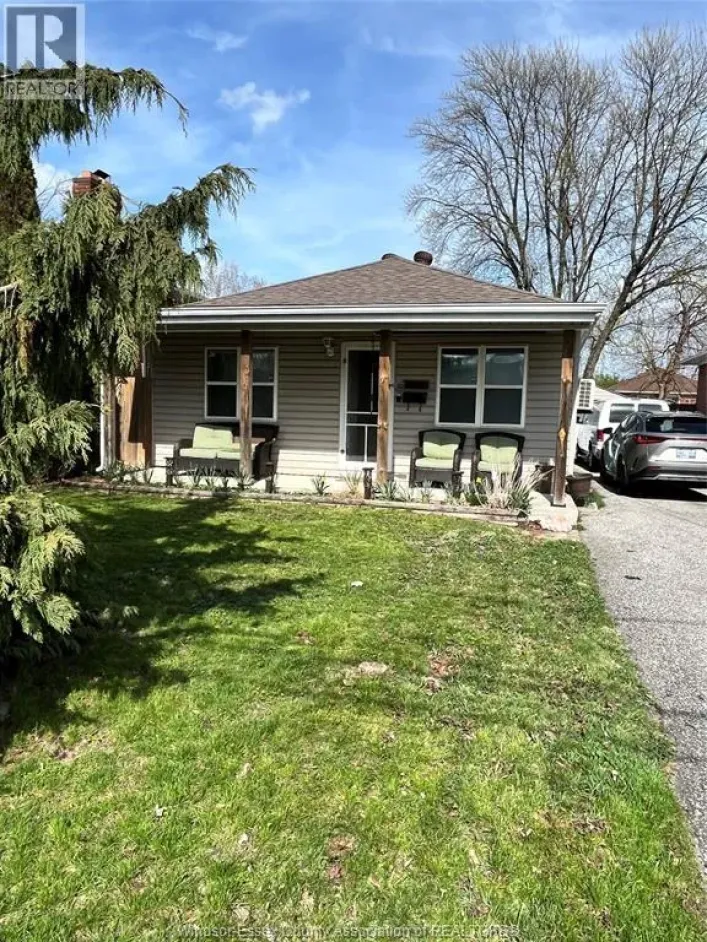 2460 ARTHUR ROAD, Windsor