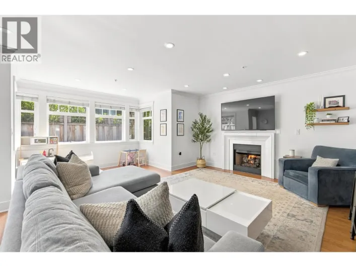 2460 SASAMAT STREET, Vancouver