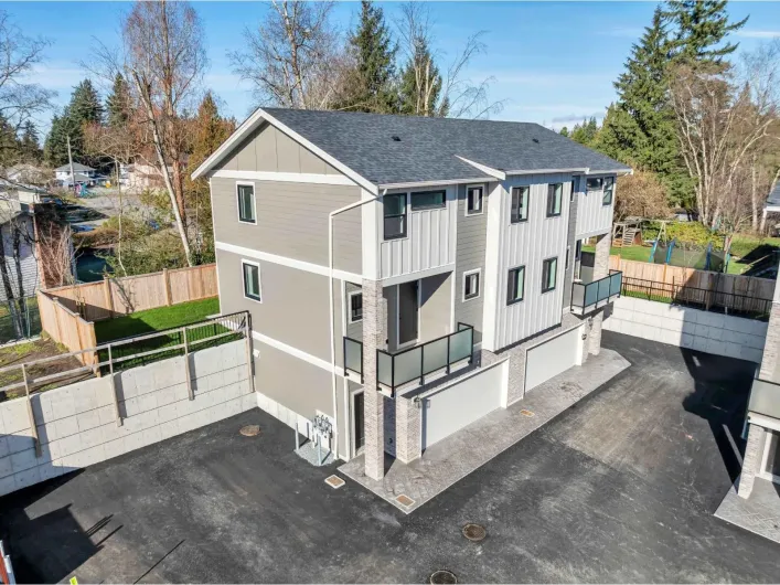 2461 BECK ROAD, Abbotsford