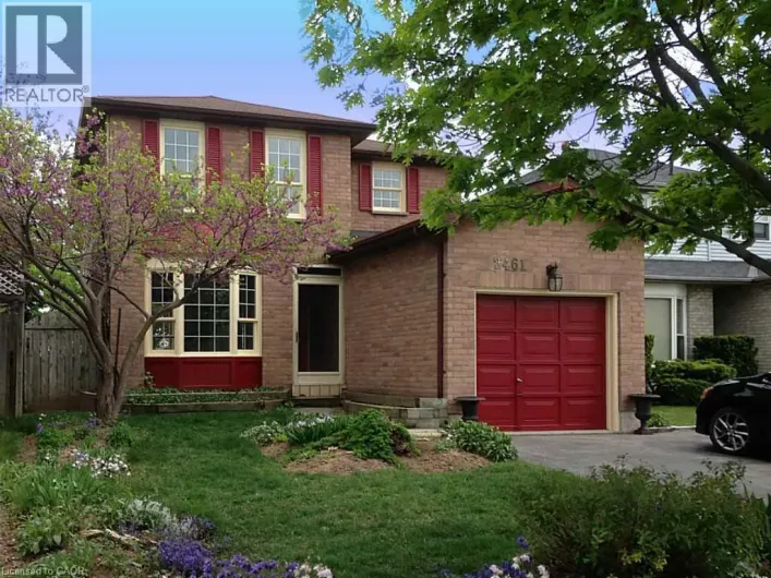 2461 HEADON FOREST Drive, Burlington