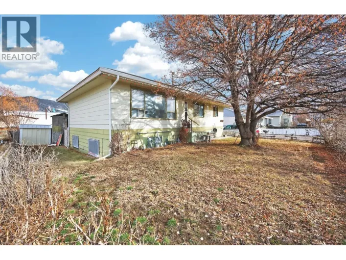 2463 Coutlee Avenue, Merritt