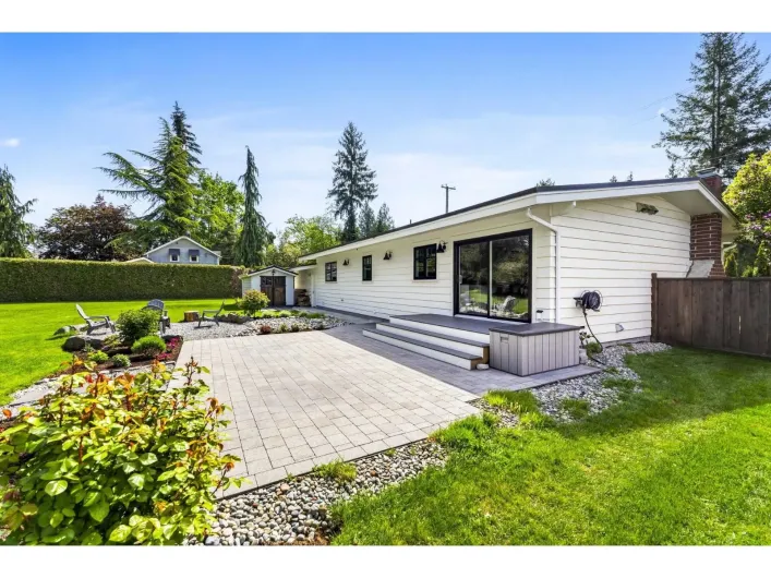 24633 56 AVENUE, Langley