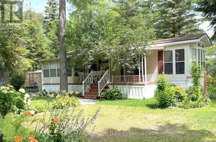 247 - 85 THEME PARK DRIVE, Wasaga Beach