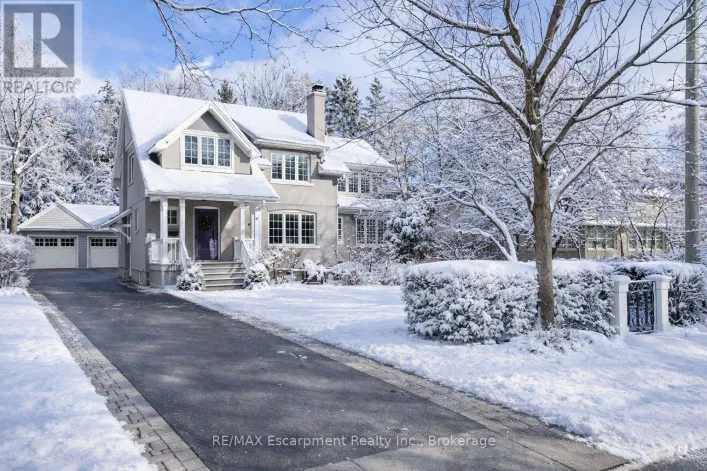 247 DOUGLAS AVENUE, Oakville