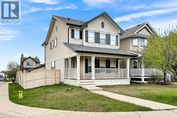 247 Evermeadow Avenue SW, Calgary