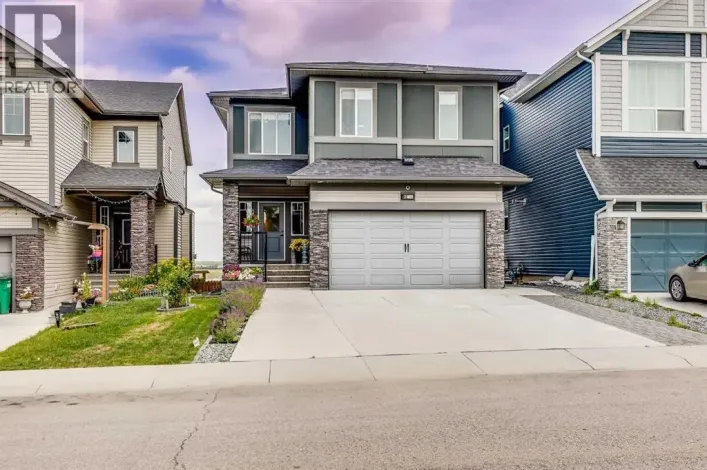 247 Hillcrest Heights SW, Airdrie
