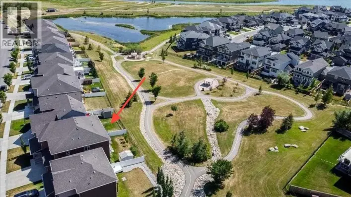 247 Lakepointe, Chestermere