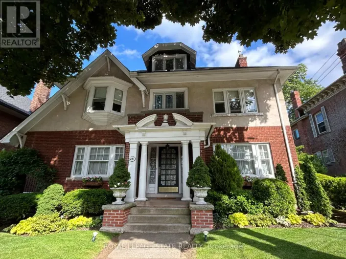 247 MACNAB STREET S, Hamilton