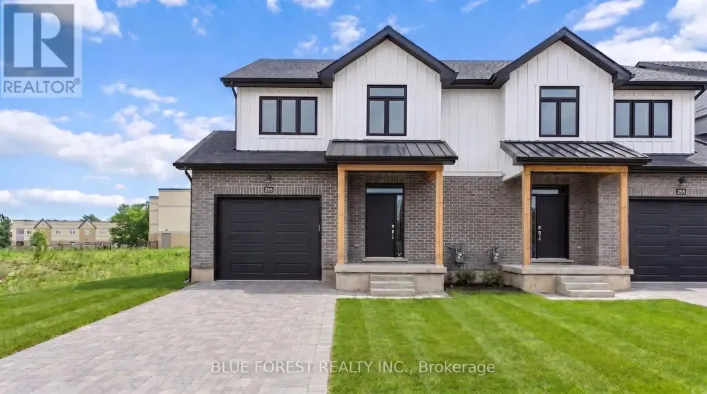 247 MCTAVISH STREET, Strathroy-Caradoc