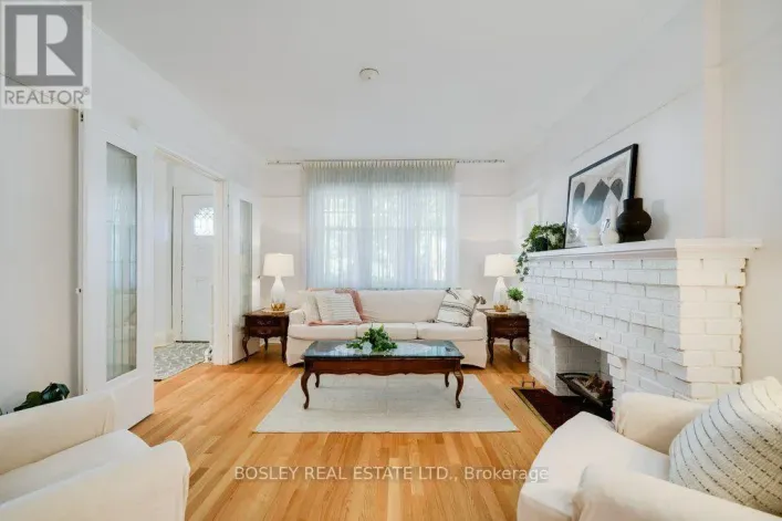 247 MELROSE AVENUE, Toronto