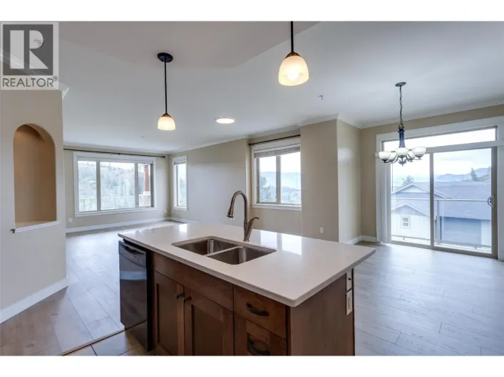 2470 Tuscany Drive Unit# 302, West Kelowna
