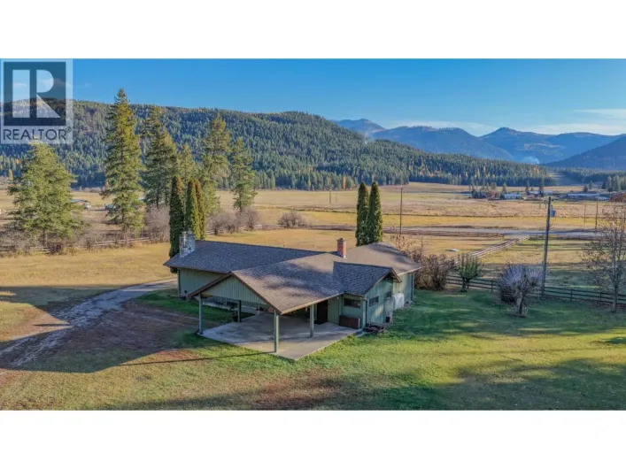 2471 6 Highway, Lumby