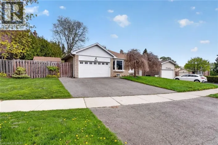 2471 MALCOLM Crescent, Burlington