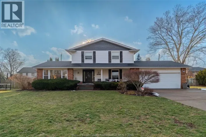 2477 MARK AVENUE, Windsor