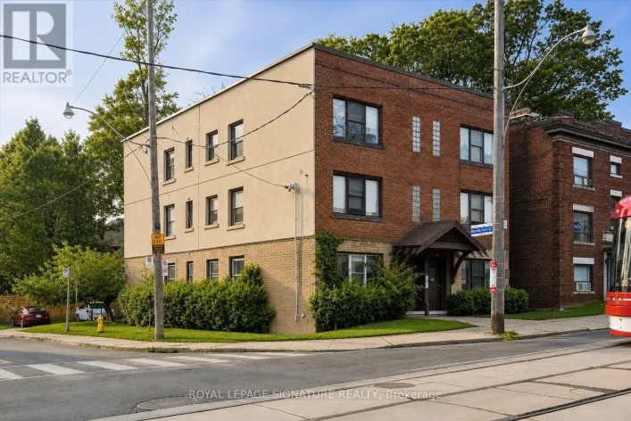 2479 QUEEN STREET E, Toronto