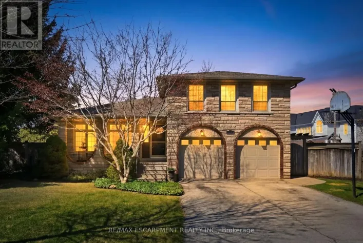 248 APPLEVALE COURT, Burlington