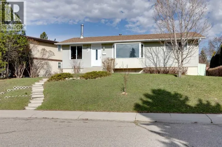 248 Huntcroft Road NE, Calgary