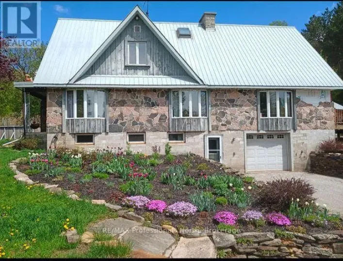 2481 NORTH SHORE ROAD, Algonquin Highlands