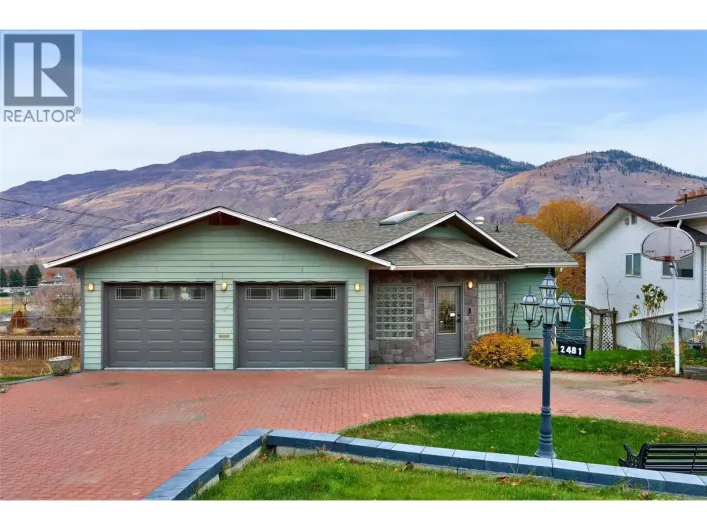 2481 Parkview Drive, Kamloops