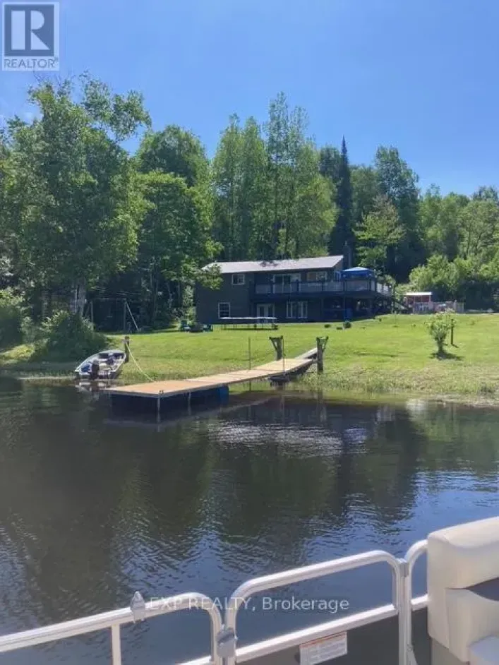 249 RIVER DRIVE, Burk's Falls