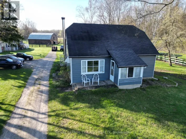 24909 QUEENS LINE, West Elgin