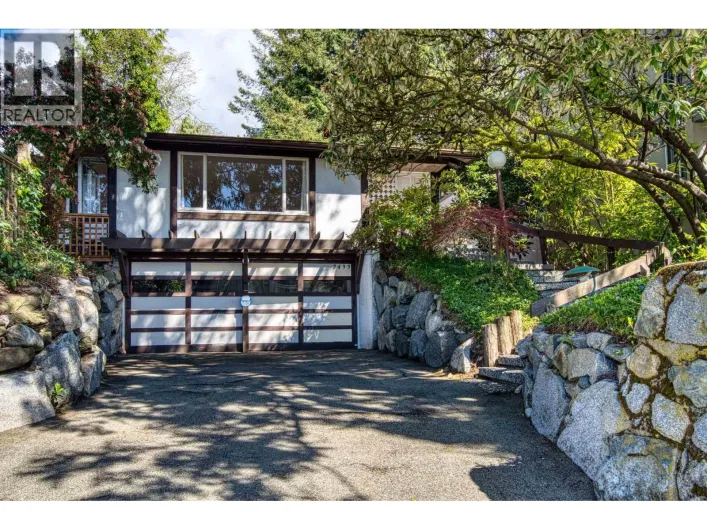 2493 HAYWOOD AVENUE, West Vancouver