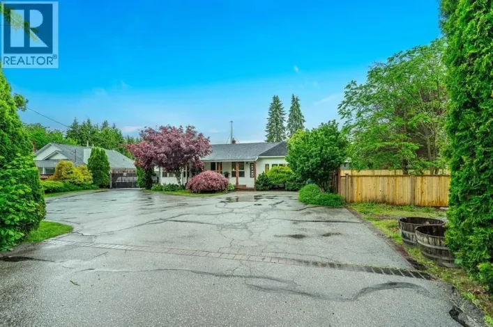 24985 DEWDNEY TRUNK ROAD, Maple Ridge