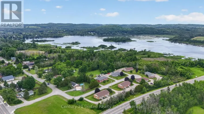 25 - 101 RITA CRESCENT, Kawartha Lakes