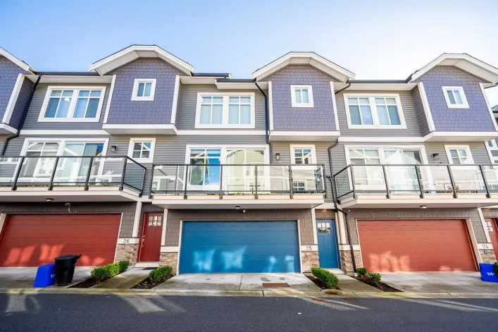 25 10488 124 STREET, Surrey